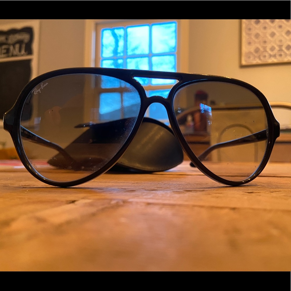 Ray-Ban Aviator 4125 (gently used)